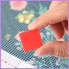 Red Square Diamond Painting Glue